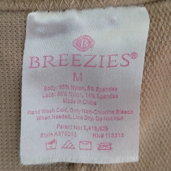 BREEZIES Bralette Beige Lace Size M Removeable Pads Nylon/Spandex - Picture 7 of 8